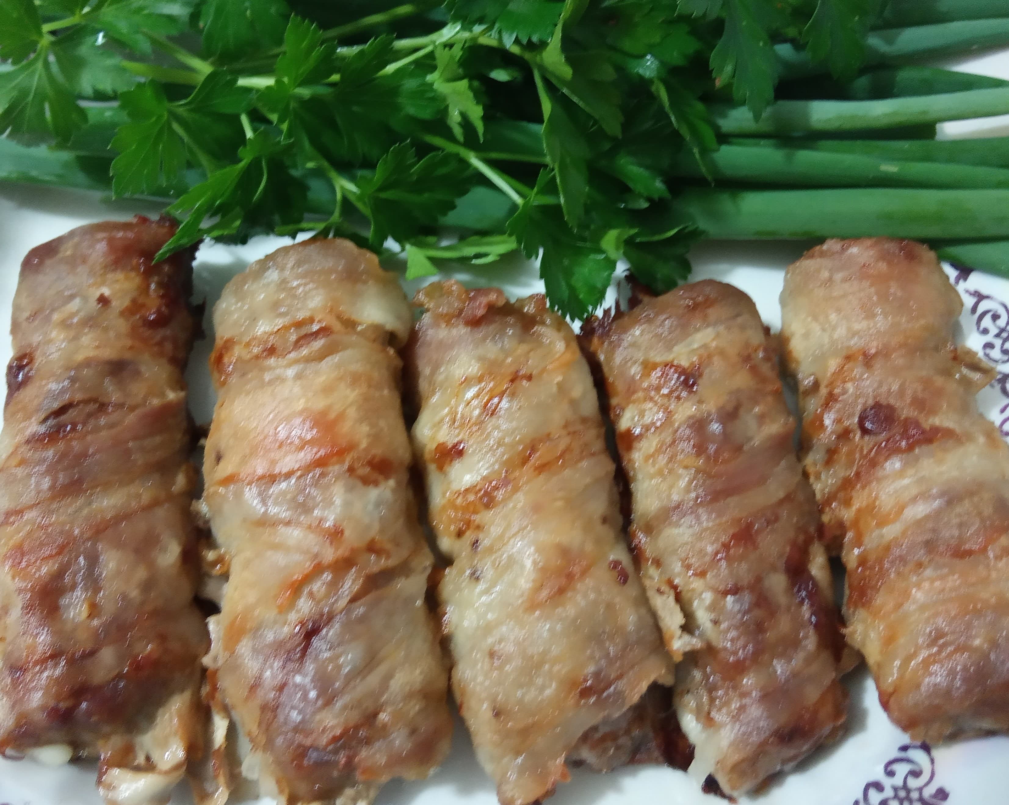Свиные рулетики, сочные и вкусные