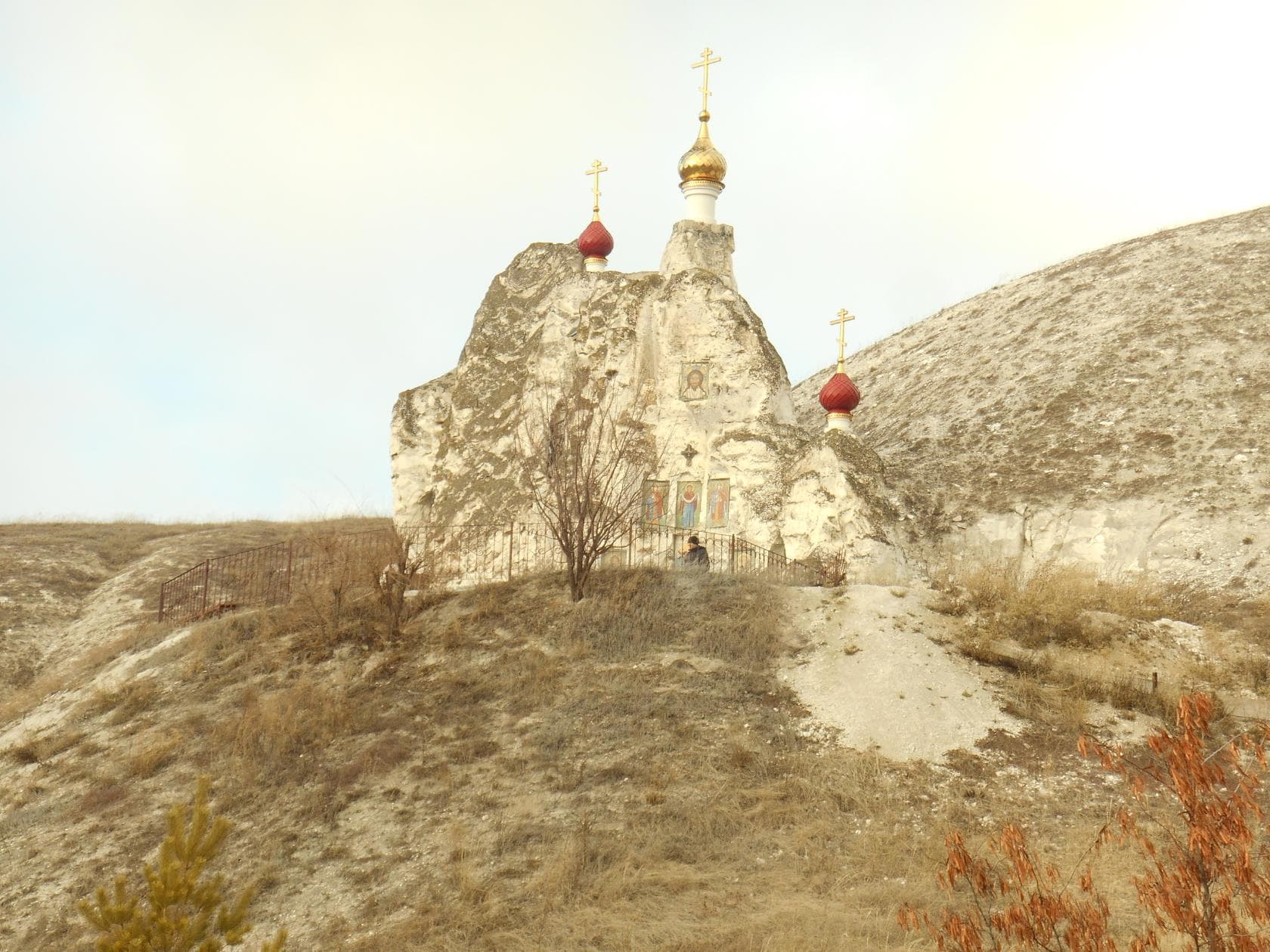 Костомарово Храм в меловой скале