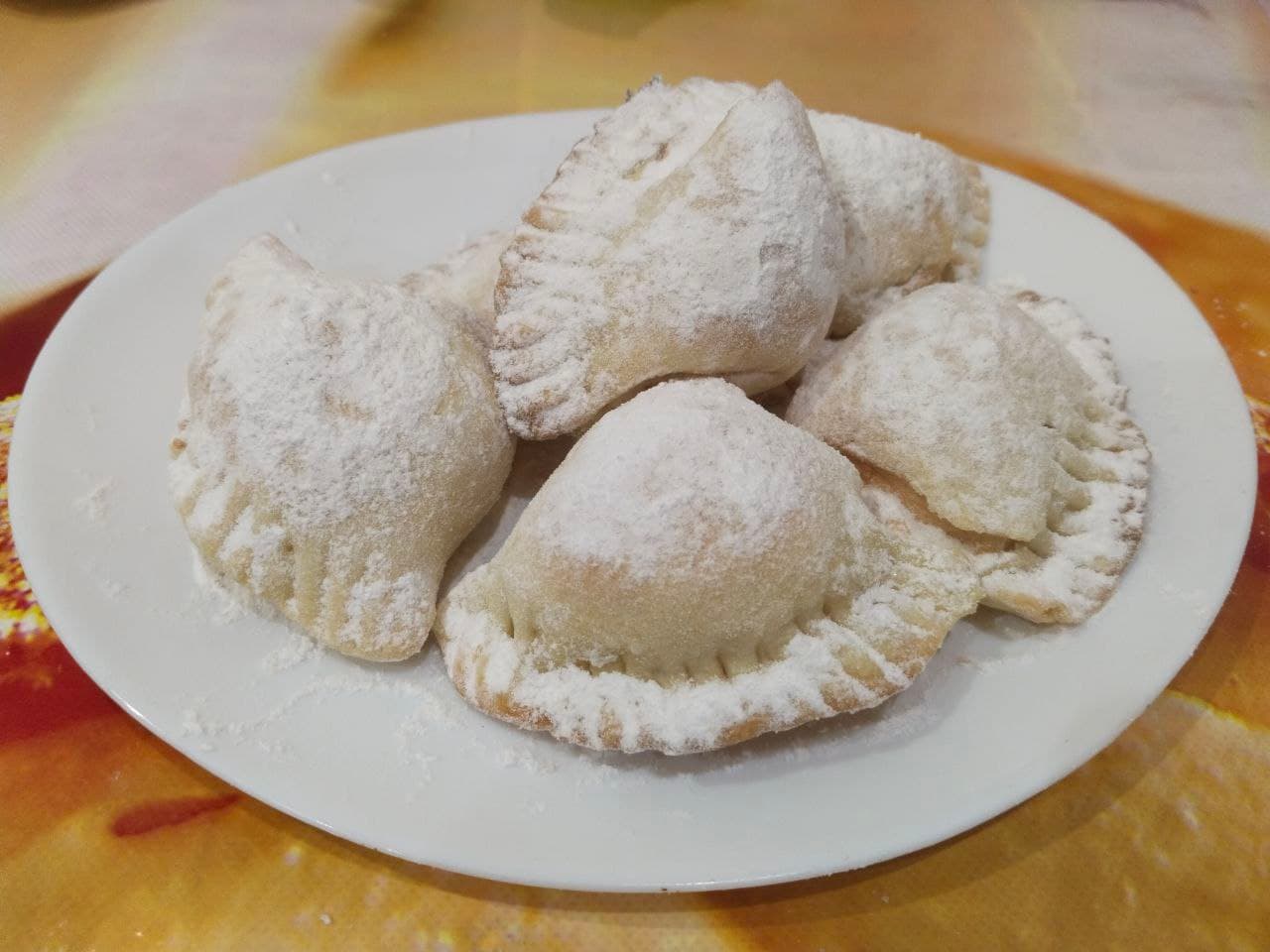 Печенье с начинкой из безе, хрустящее и рассыпчатое