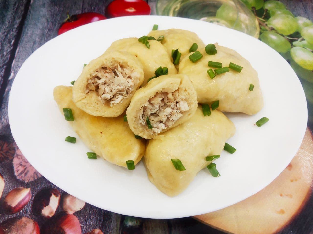 Вареники с куриным мясом и жареным луком