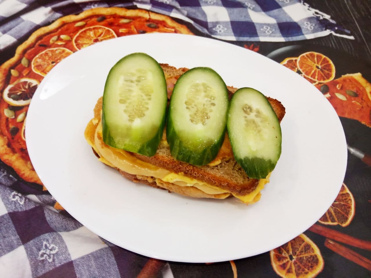 Горячие бутерброды на завтрак, не только быстро, но и вкусно