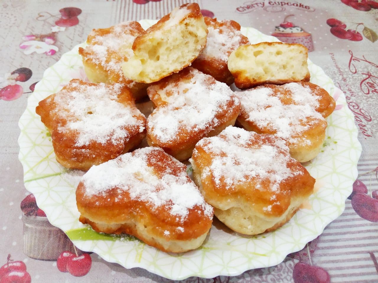 Творожная выпечка на сковороде к чаю, быстро и вкусно