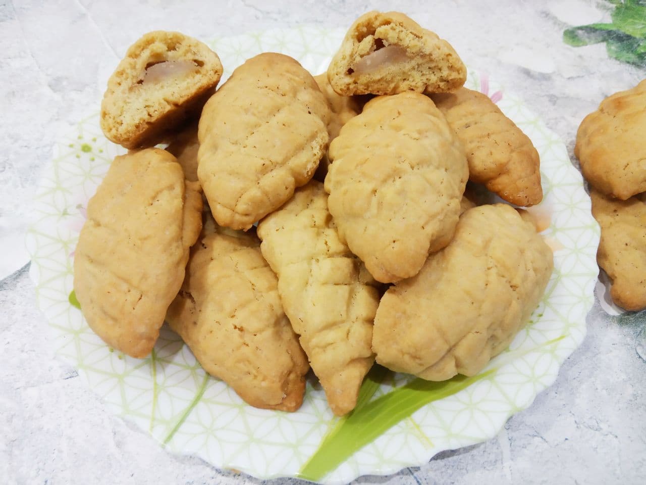 Домашнее песочное печенье с яблоками