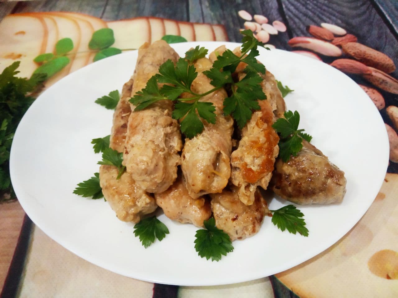 Мясные пальчики с начинкой из жареного лука
