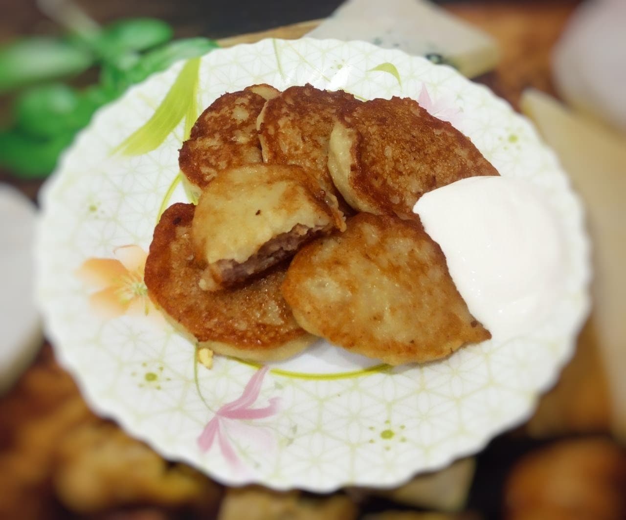 Вкусный и аппетитный завтрак, драники со свиным фаршем