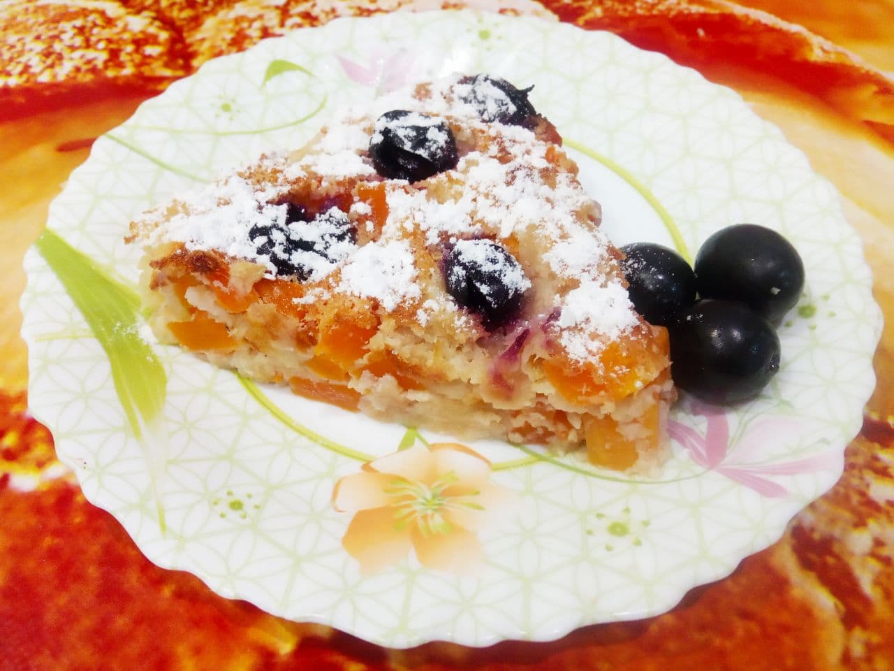 Запеченная тыква с яблоками, виноградом и яйцами, в духовке