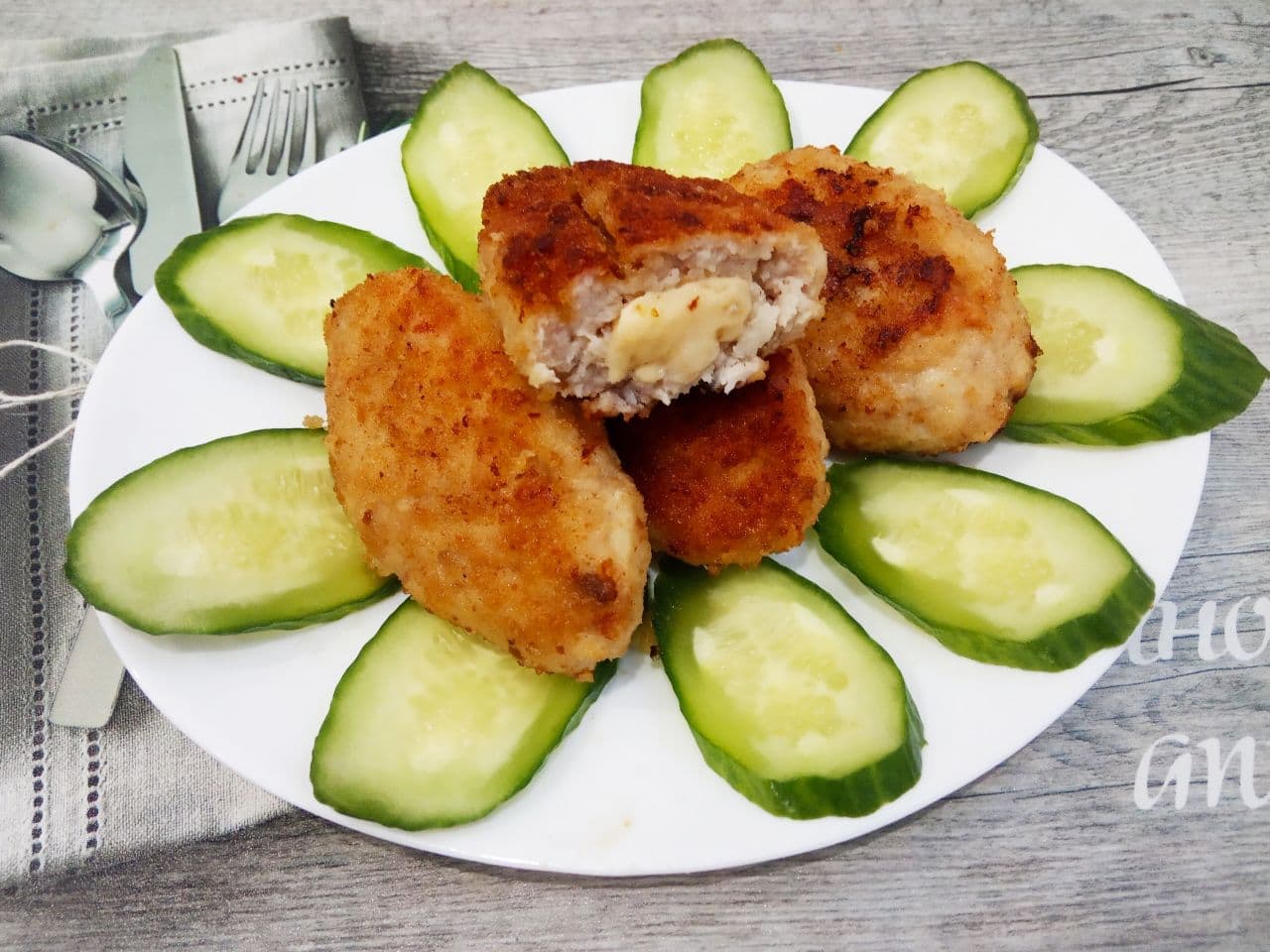 Нежные и сочные зразы мясные  с сыром