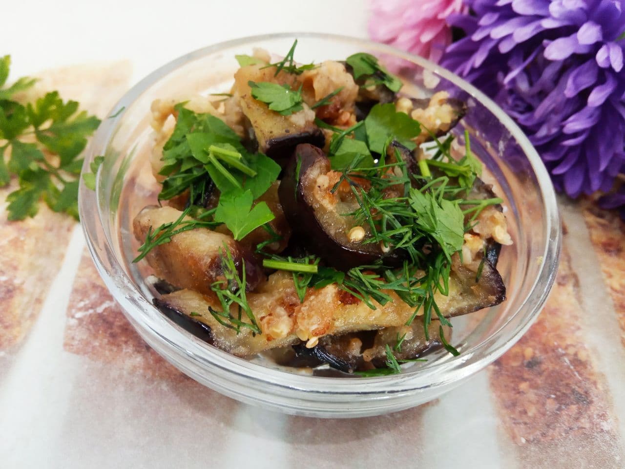 Баклажаны тушеные в сметане, просто и вкусно