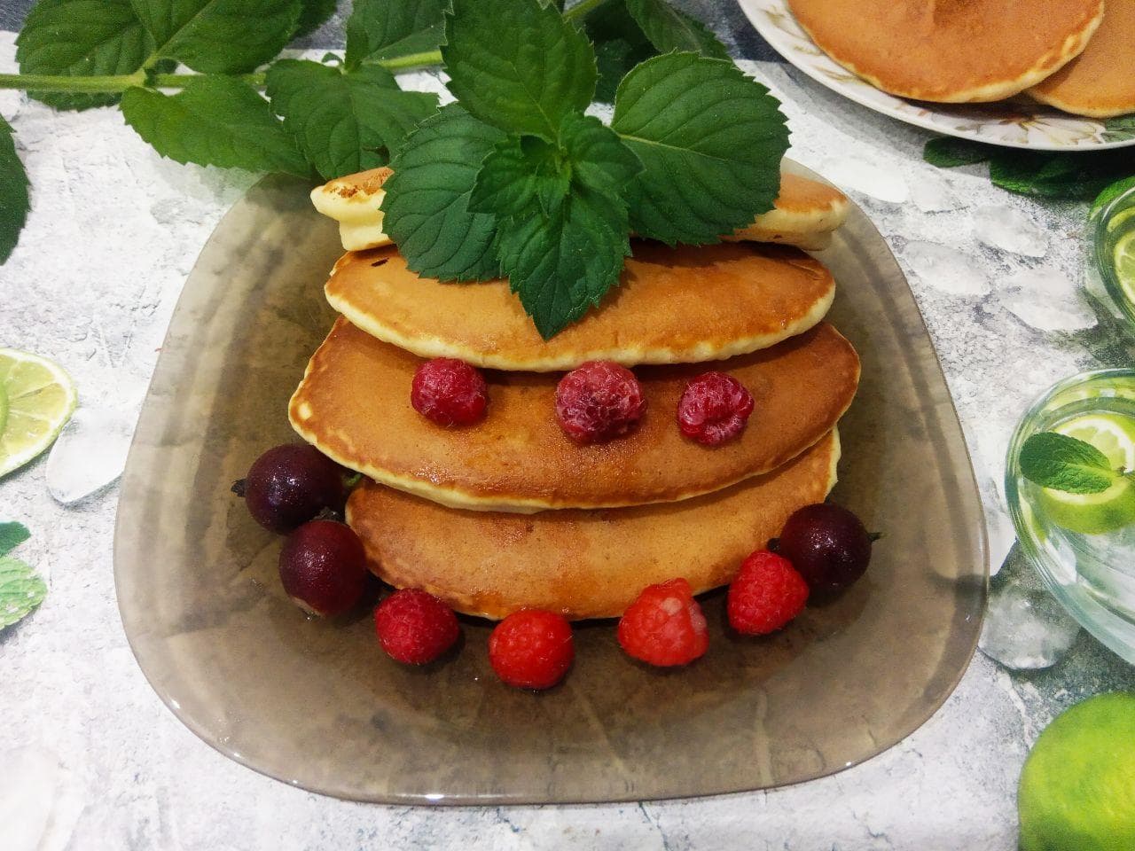 Панкейки с ягодами, вкусно и просто