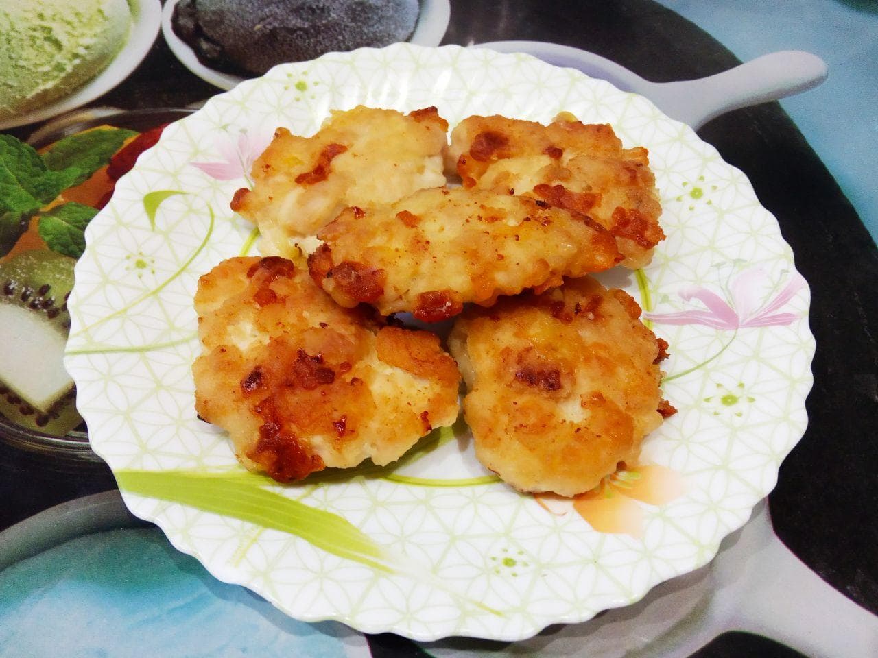 Простой рецепт котлет из куриной грудки и сыра