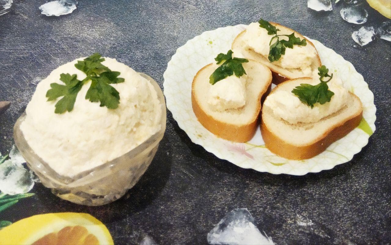 Салат с плавленым сыром "Огонёк"
