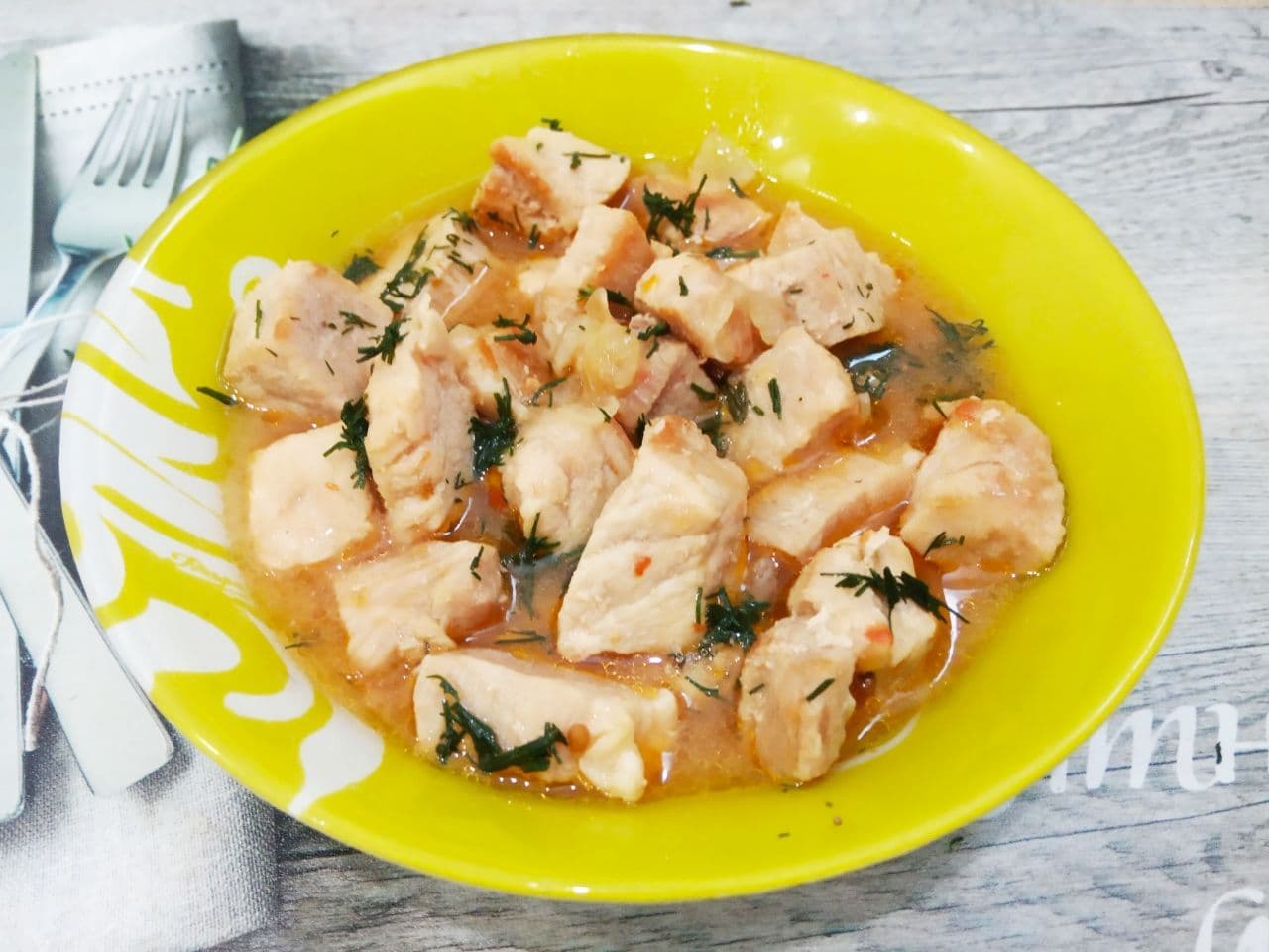 Гуляш из свинины, простой рецепт