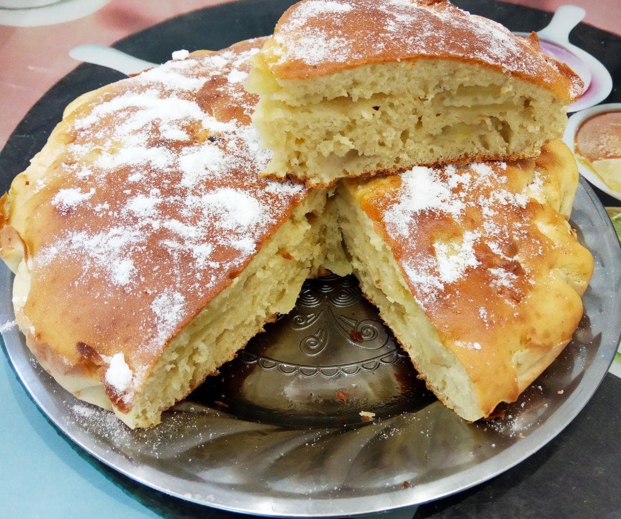 Простой рецепт яблочной шарлотки на кефире, быстро и вкусно