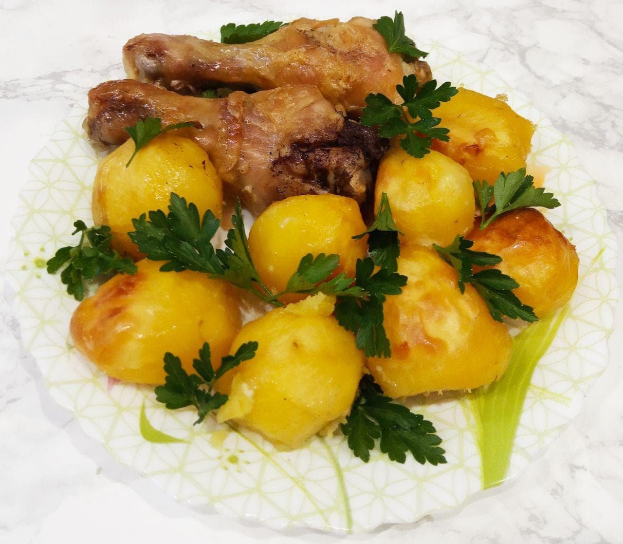 Просто и вкусно, запеченный картофель в рукаве
