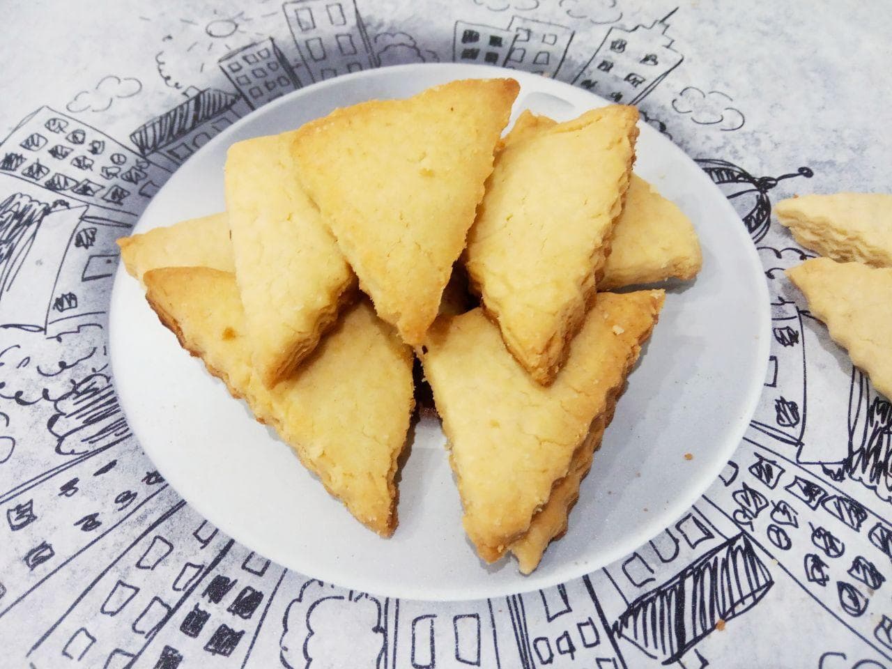 Рассыпчатое вкусное печенье с добавлением крахмала