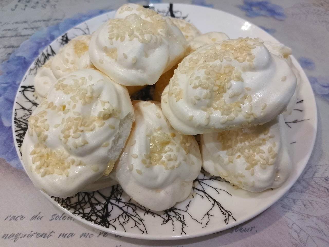 Белковое печенье или безе с кунжутом