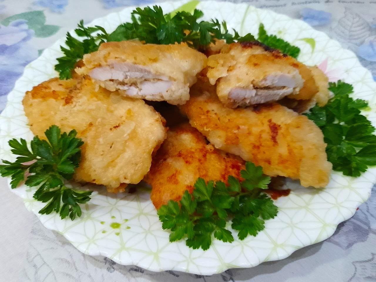 Куриное филе полосками, жареное на сковороде
