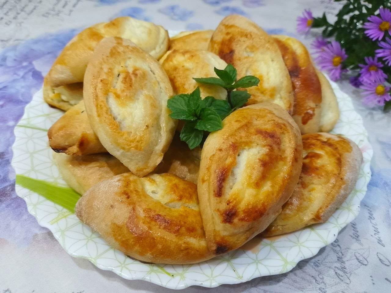 Домашнее рассыпчатое печенье с начинкой из творога