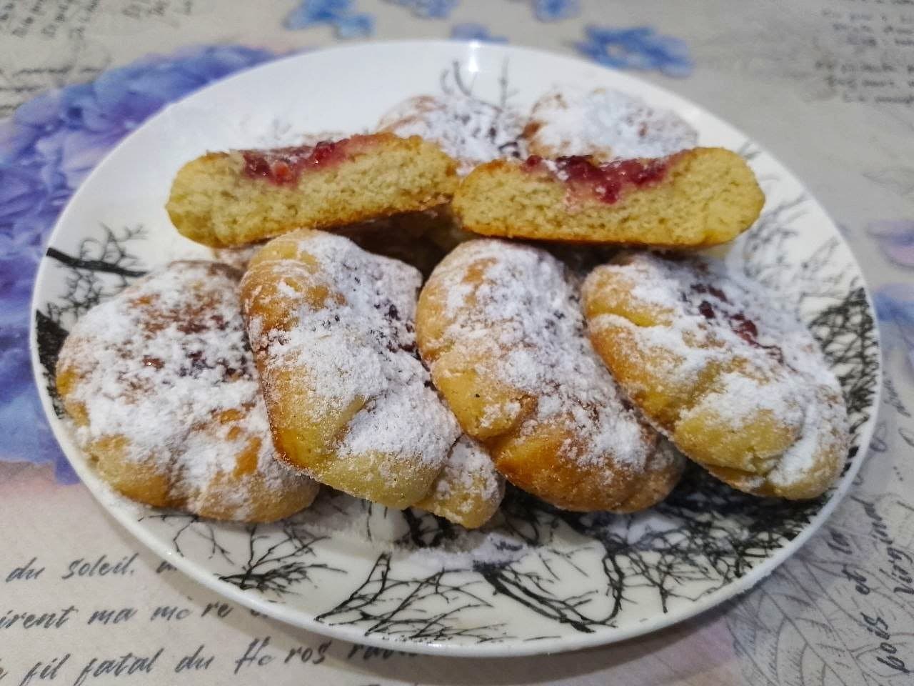 Домашнее рассыпчатое песочное печенье с джемом