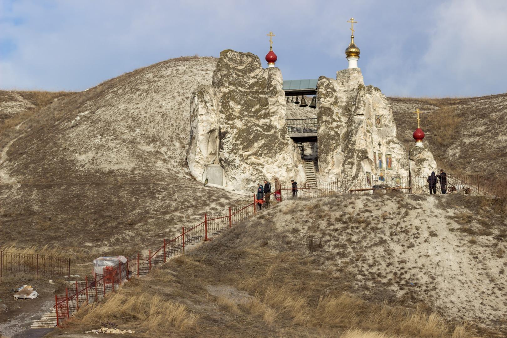 Костомаровский Спасский женский монастырь