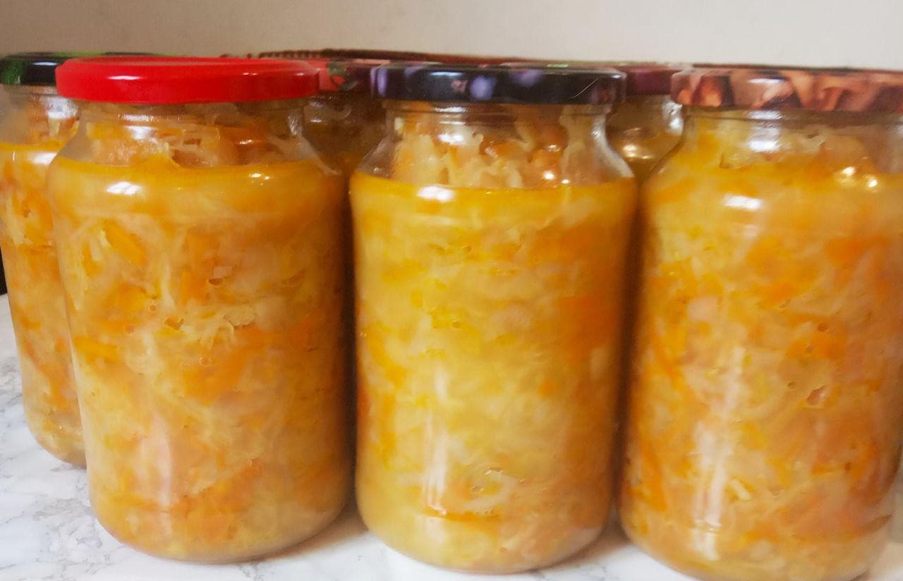 Салат с капустой и помидорами на зиму