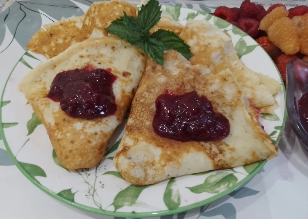 Творожные блины с желе, нежные и вкусные