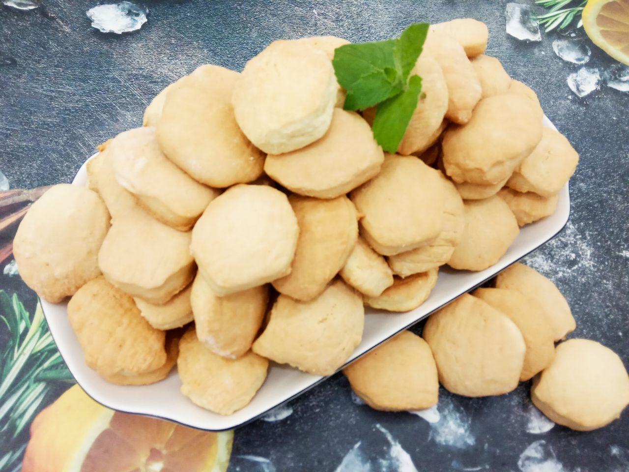 Домашнее печенье с крахмалом, рассыпчатое и песочное