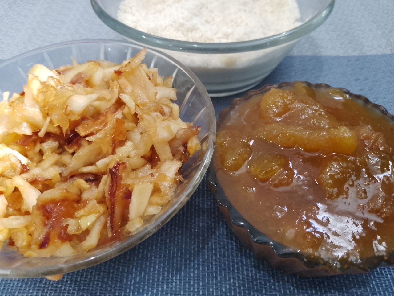 Творожный пирог с яблочной начинкой и штрейзельной крошкой