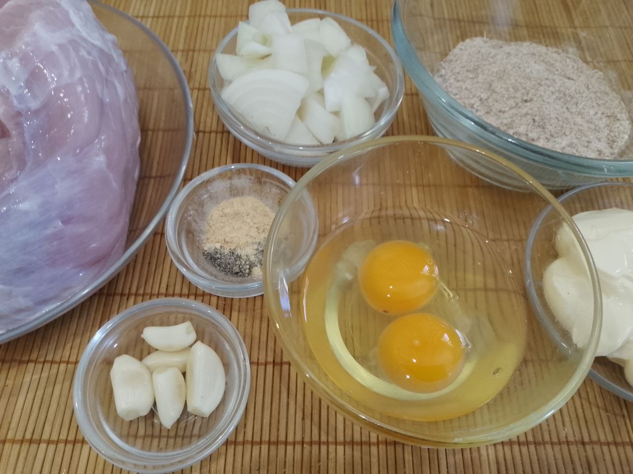 Котлеты из свинины в яичном кляре, сочные и нежные