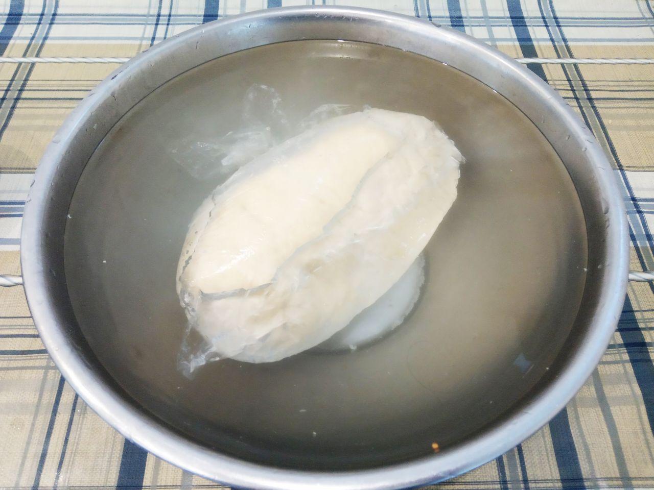 Пирожки со сливой из дрожжевого теста 
