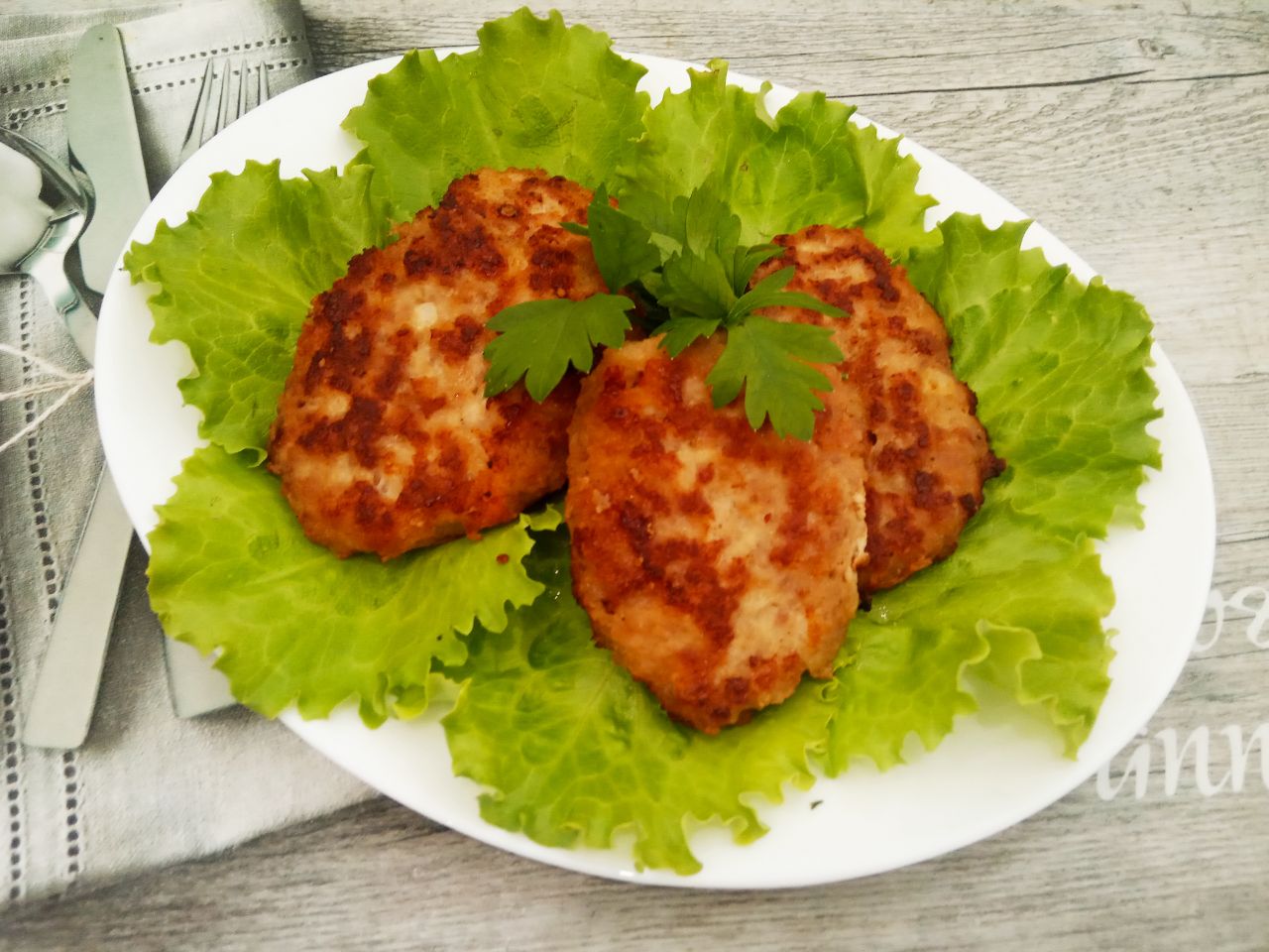 Нежные и сочные мясные оладьи, просто и вкусно