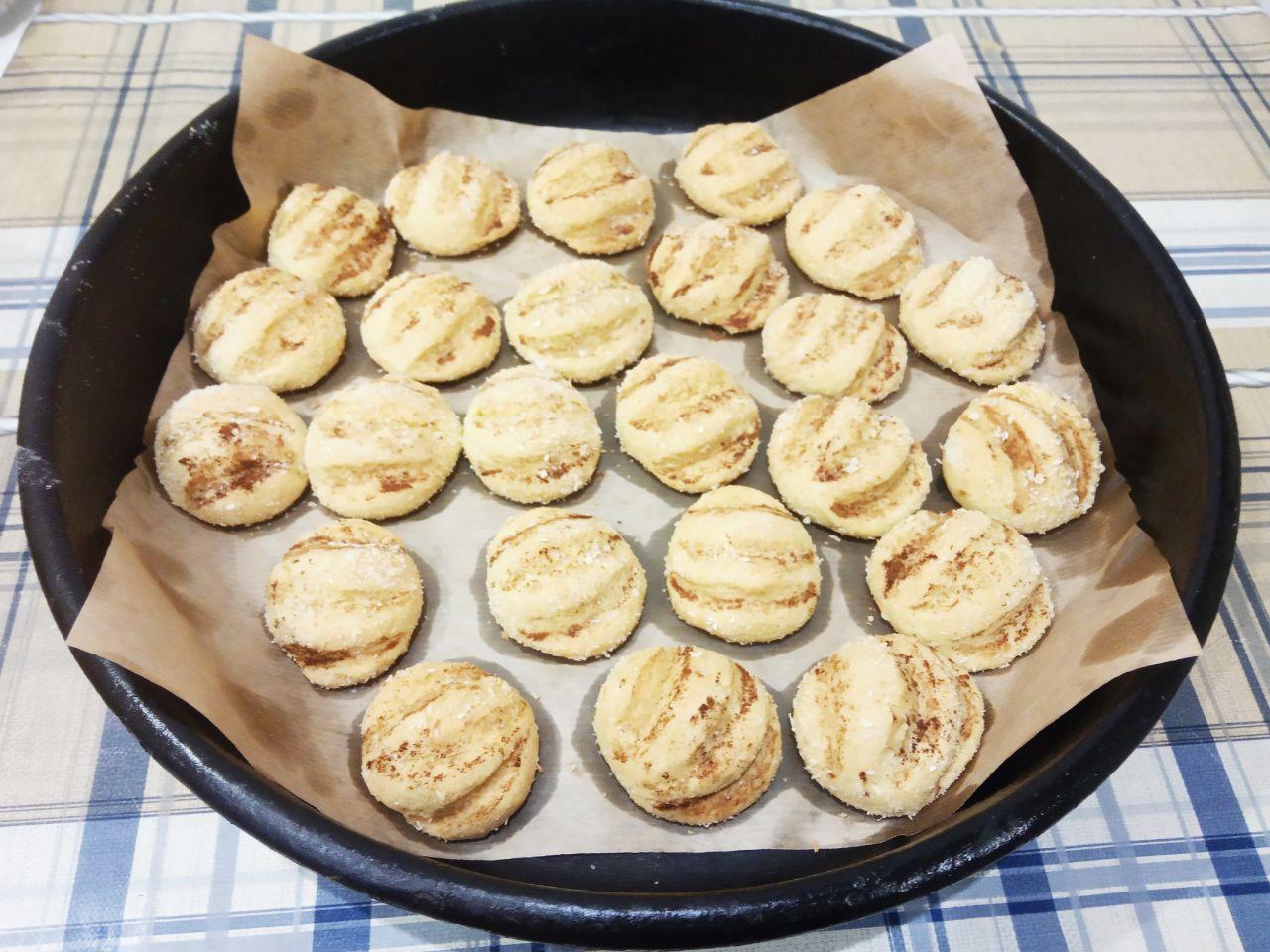 Печенье на растительном масле с кокосовой стружкой