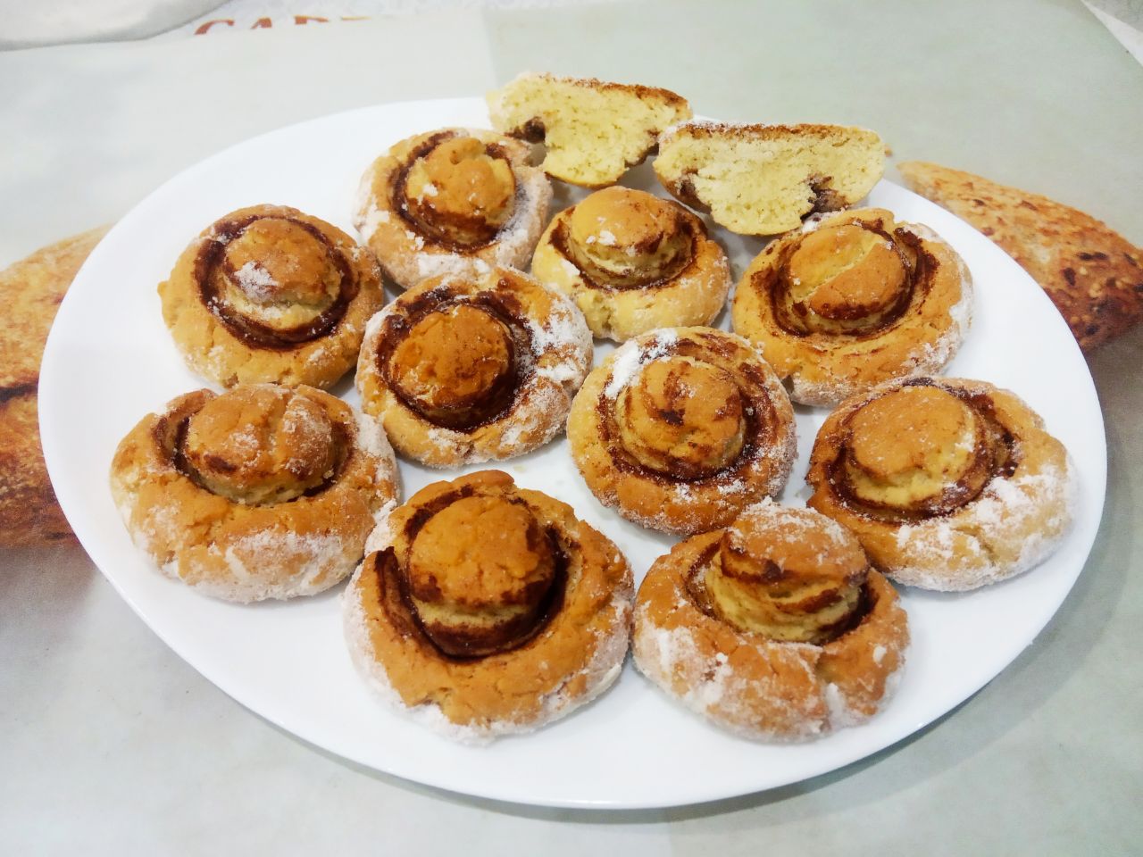 Домашнее печенье из вареных желтков и растительного масла
