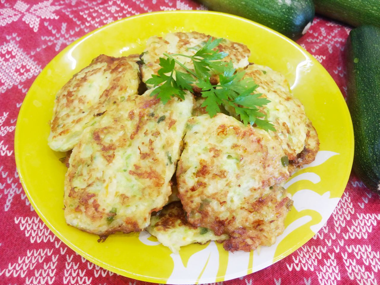 Нежные и аппетитные кабачковые оладьи с сыром