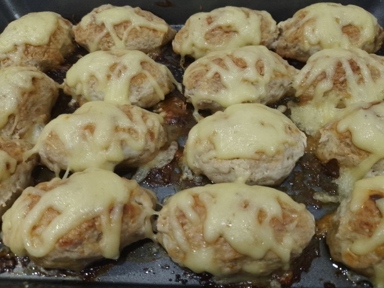 Зразы из куриного мяса, грибов и сыра, в духовке