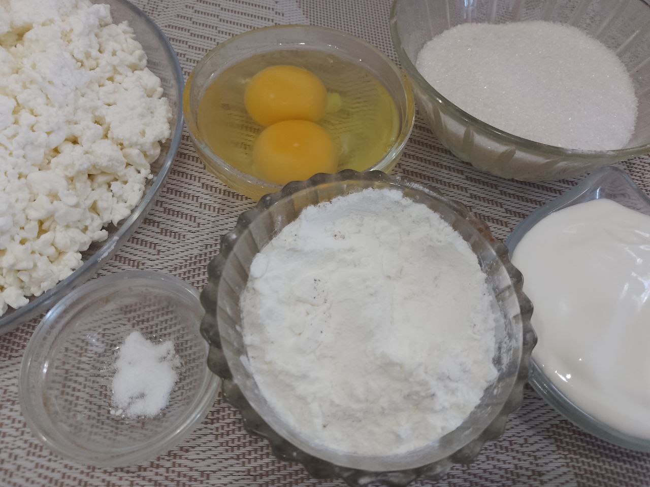 Нежный шоколадный пирог с творожной начинкой