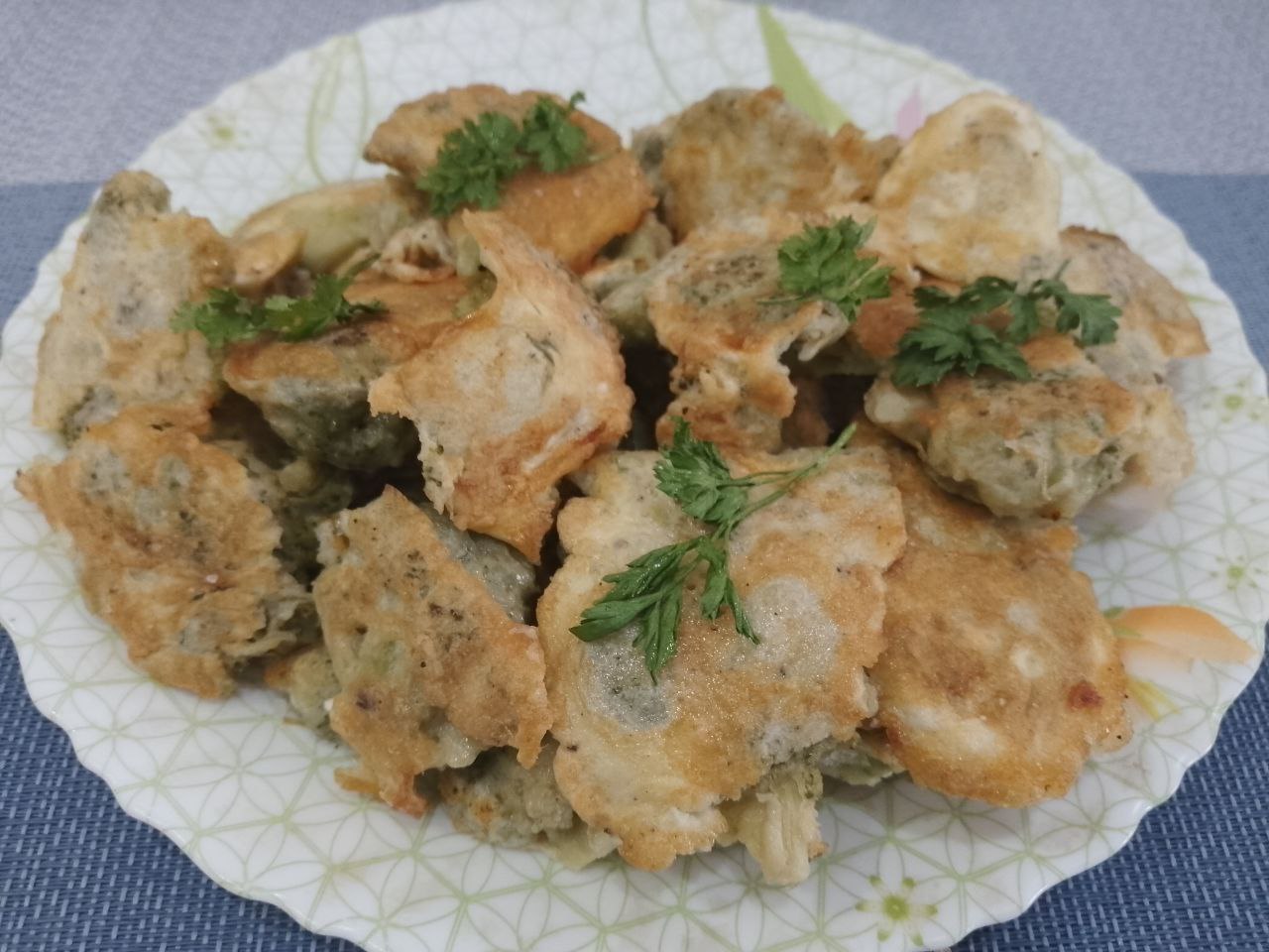 Капуста брокколи жареная в кляре из яиц, просто и вкусно