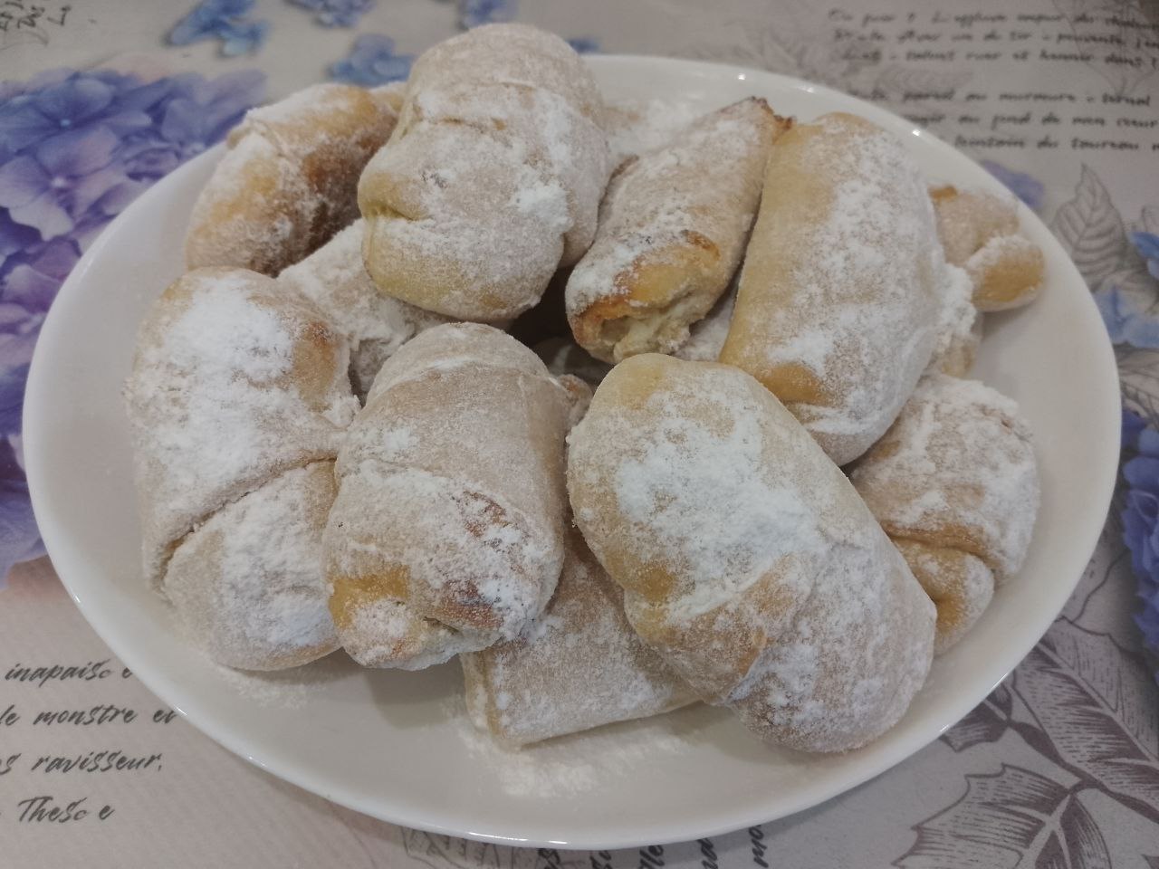 Нежное и воздушное печенье с творожной начинкой