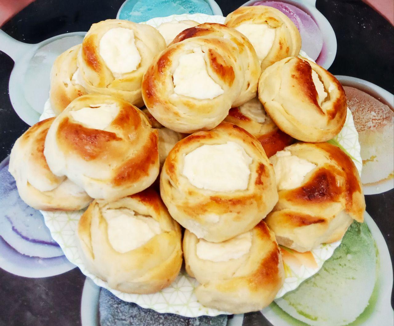 Воздушные пирожки с творожной начинкой