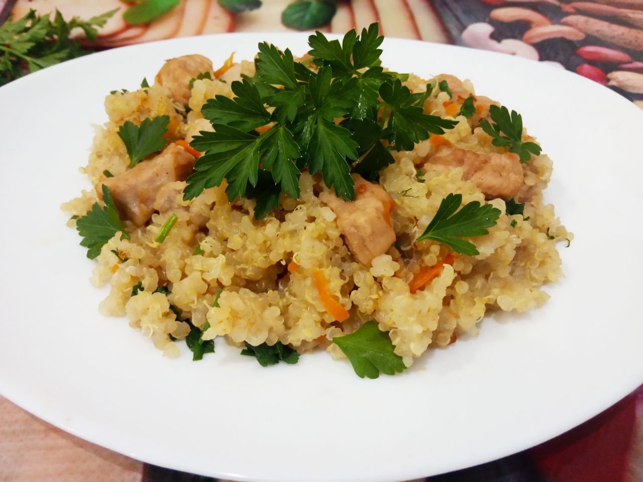Киноа с мясом и овощами, полезно и сытно