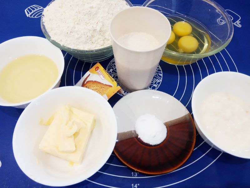 Простой рецепт домашних коржиков, мягких и рассыпчатых