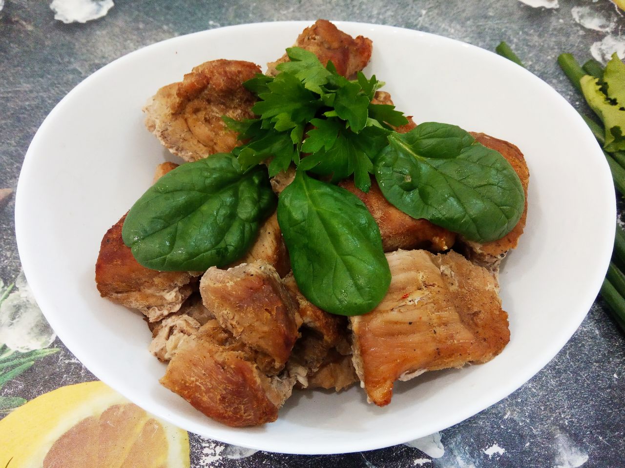 Мясо запеченное со специями в рукаве, нежное и сочное
