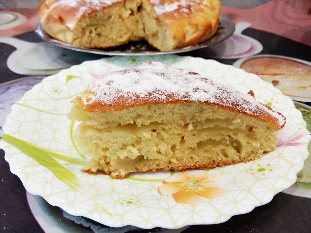 Простой рецепт яблочной шарлотки на кефире, быстро и вкусно