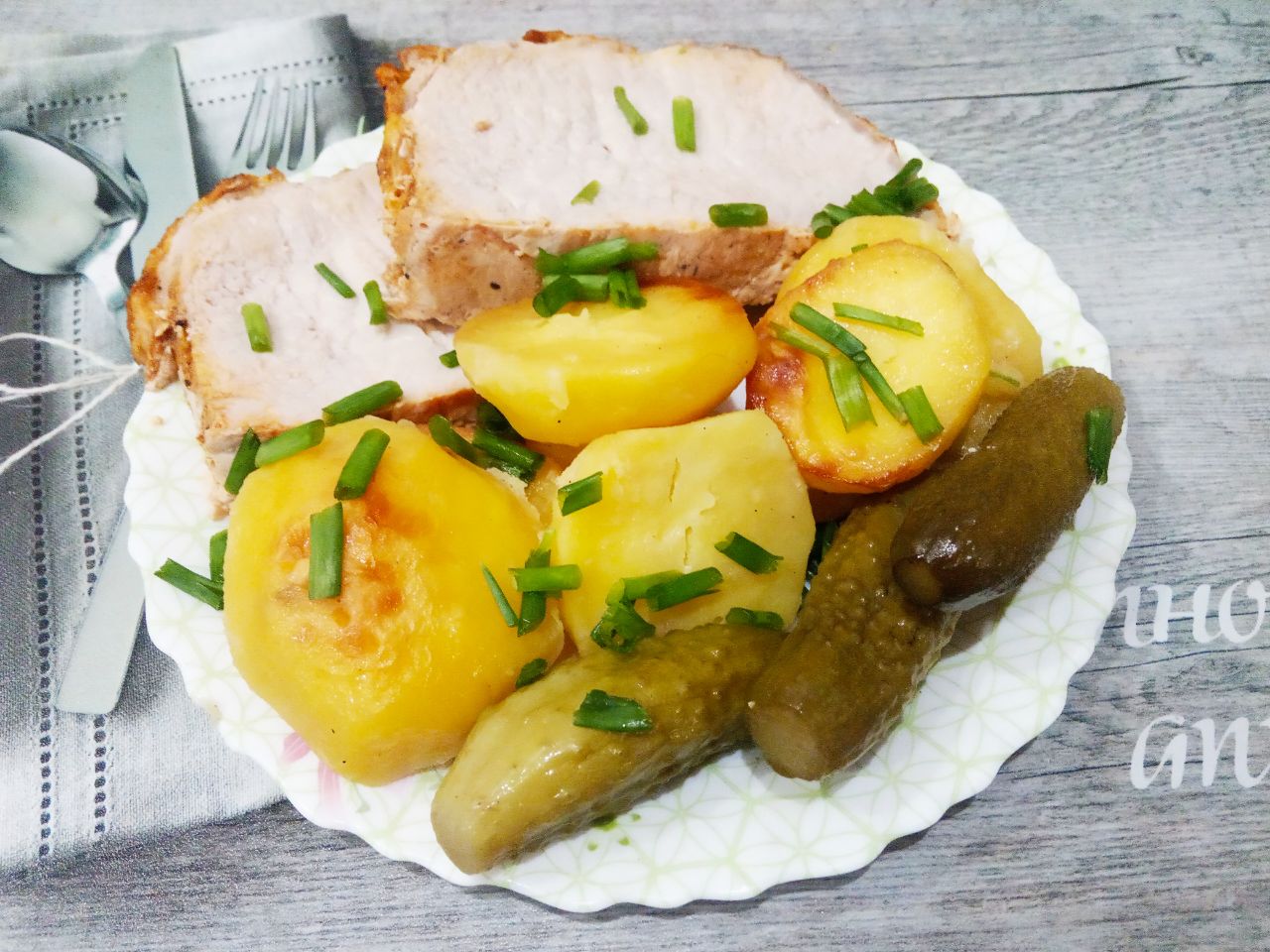 Простой рецепт запеченного картофеля в рукаве