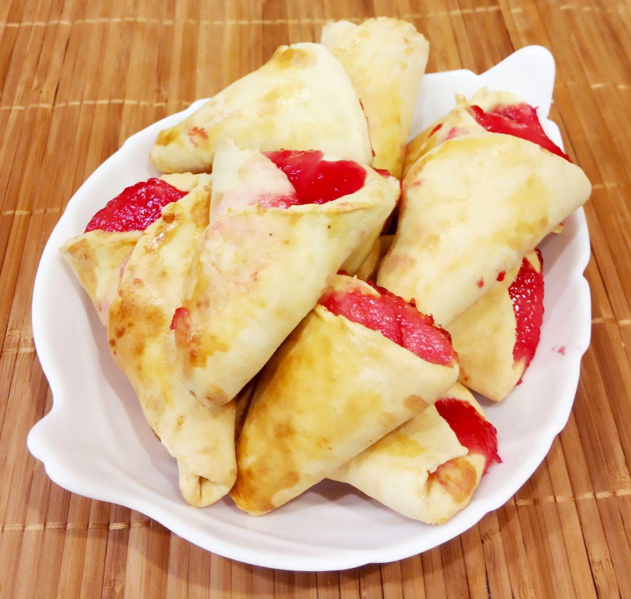 Печенье с джемом из белкового теста