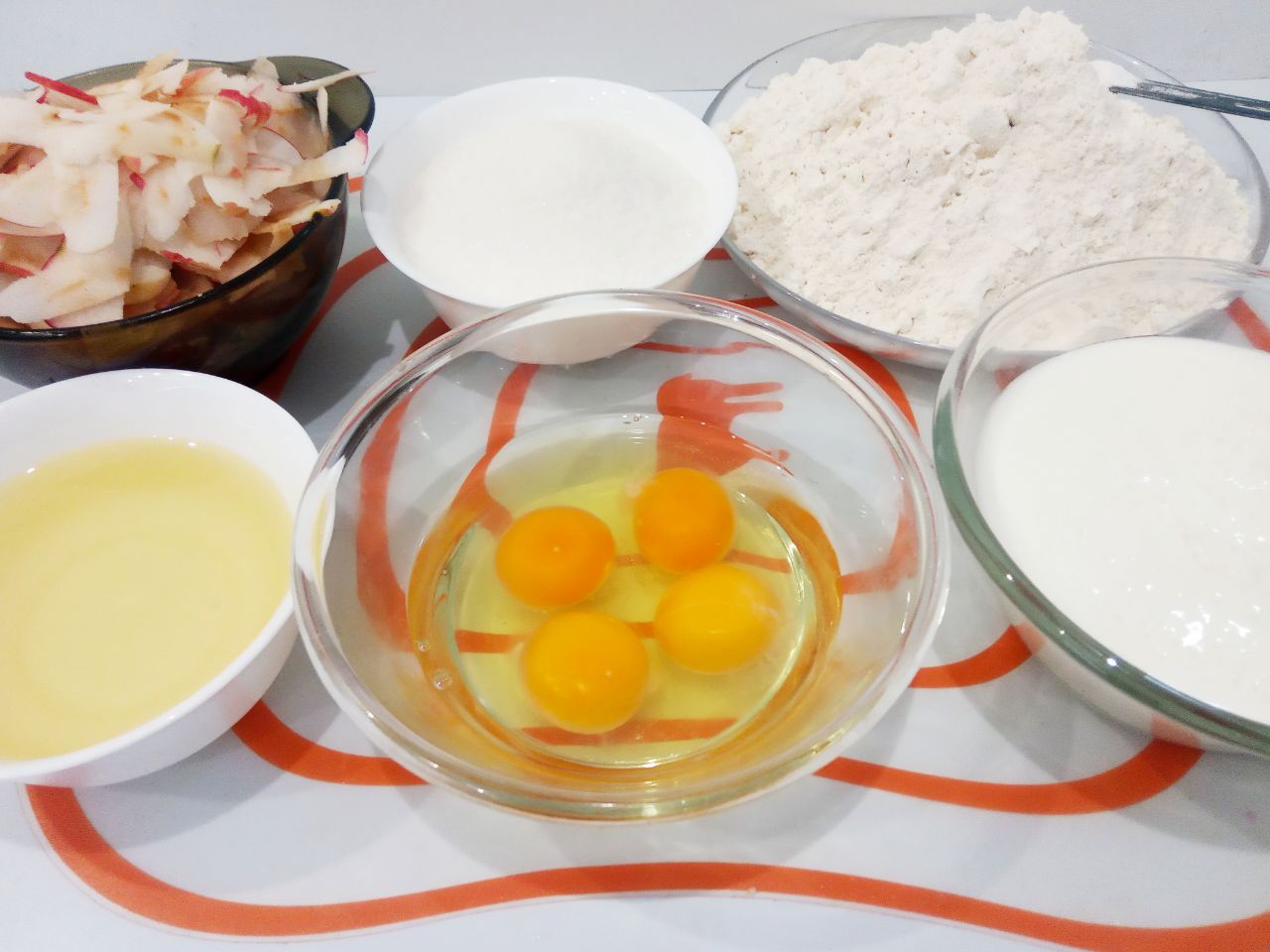 Пирог с яблоками на кефире и растительном масле, просто и вкусно