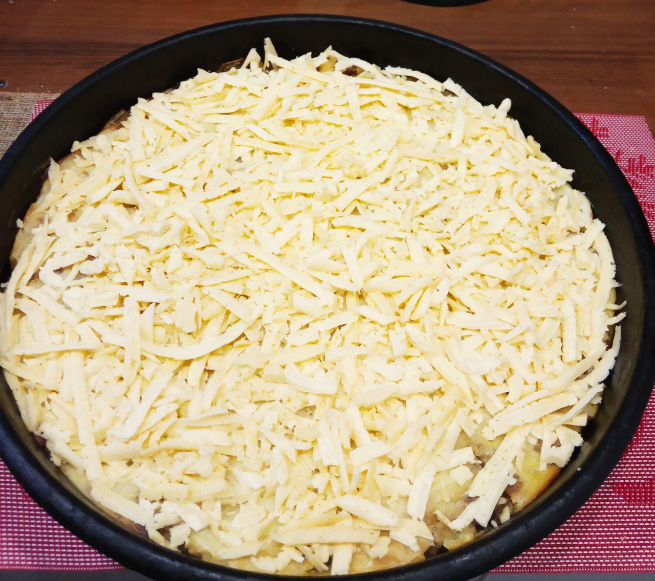 Картофельная запеканка с мясом и сыром