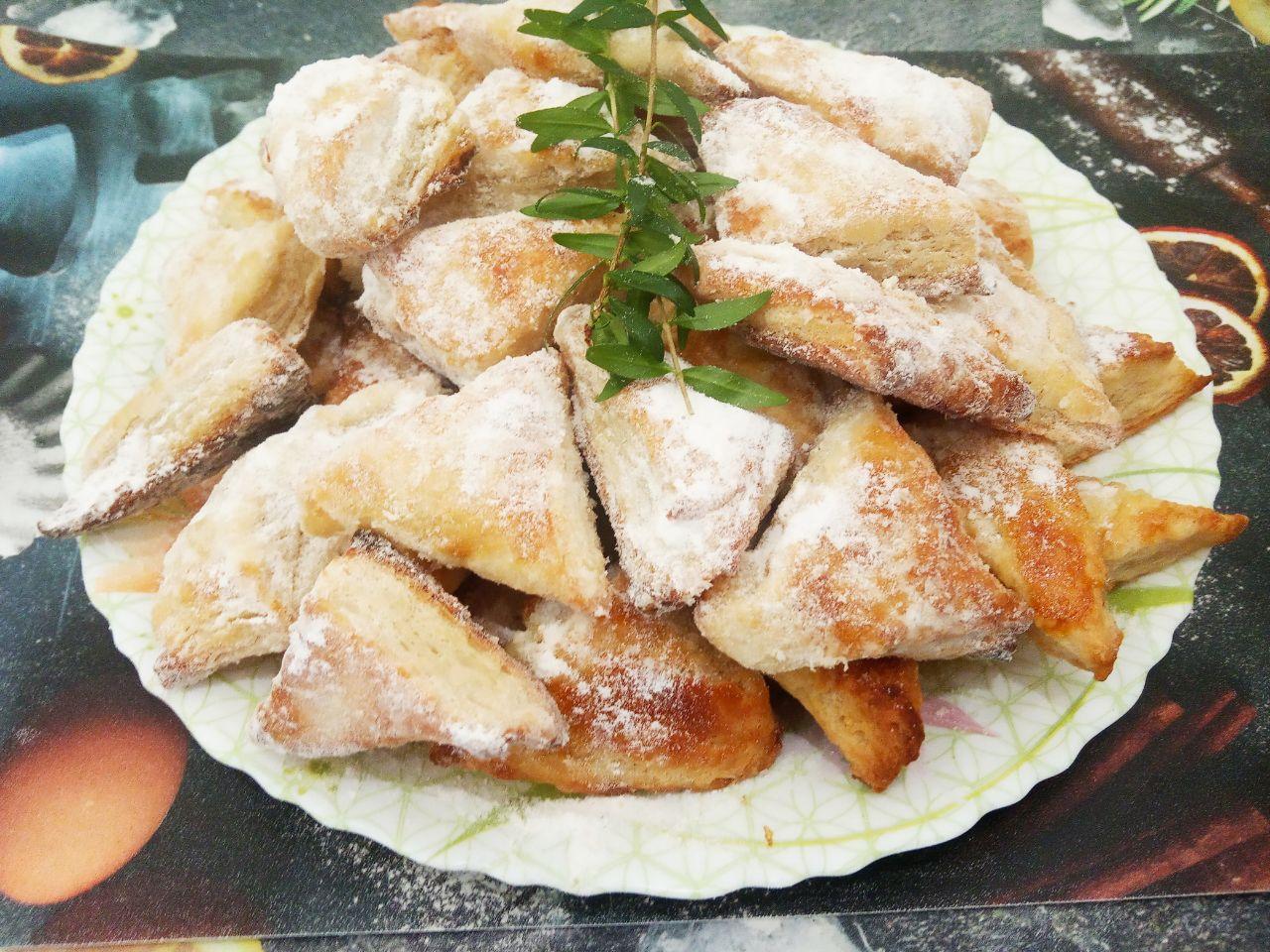 Печенье с сахаром из слоёного теста