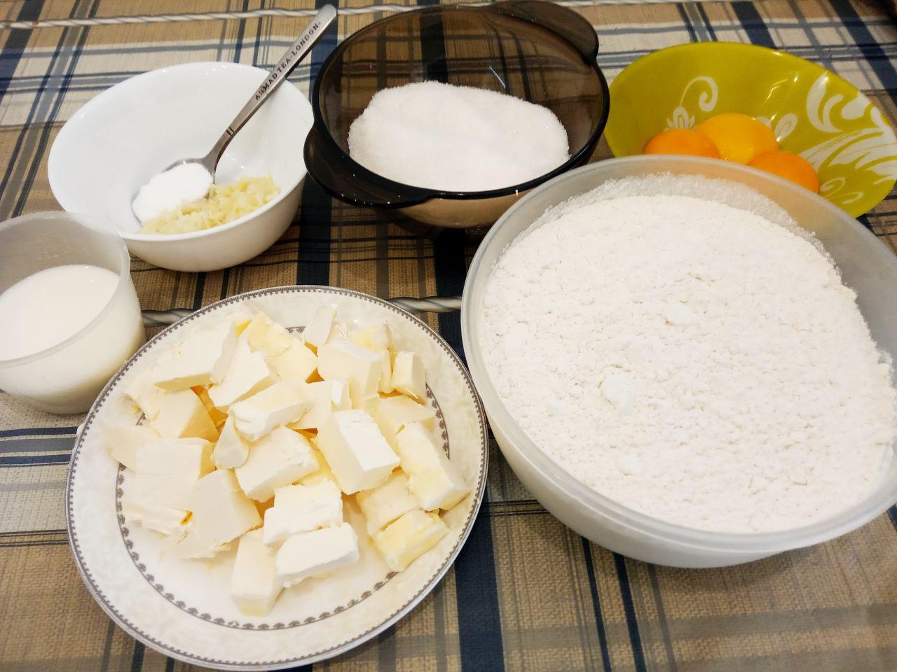 Рассыпчатое мягкое лимонное печенье на молоке