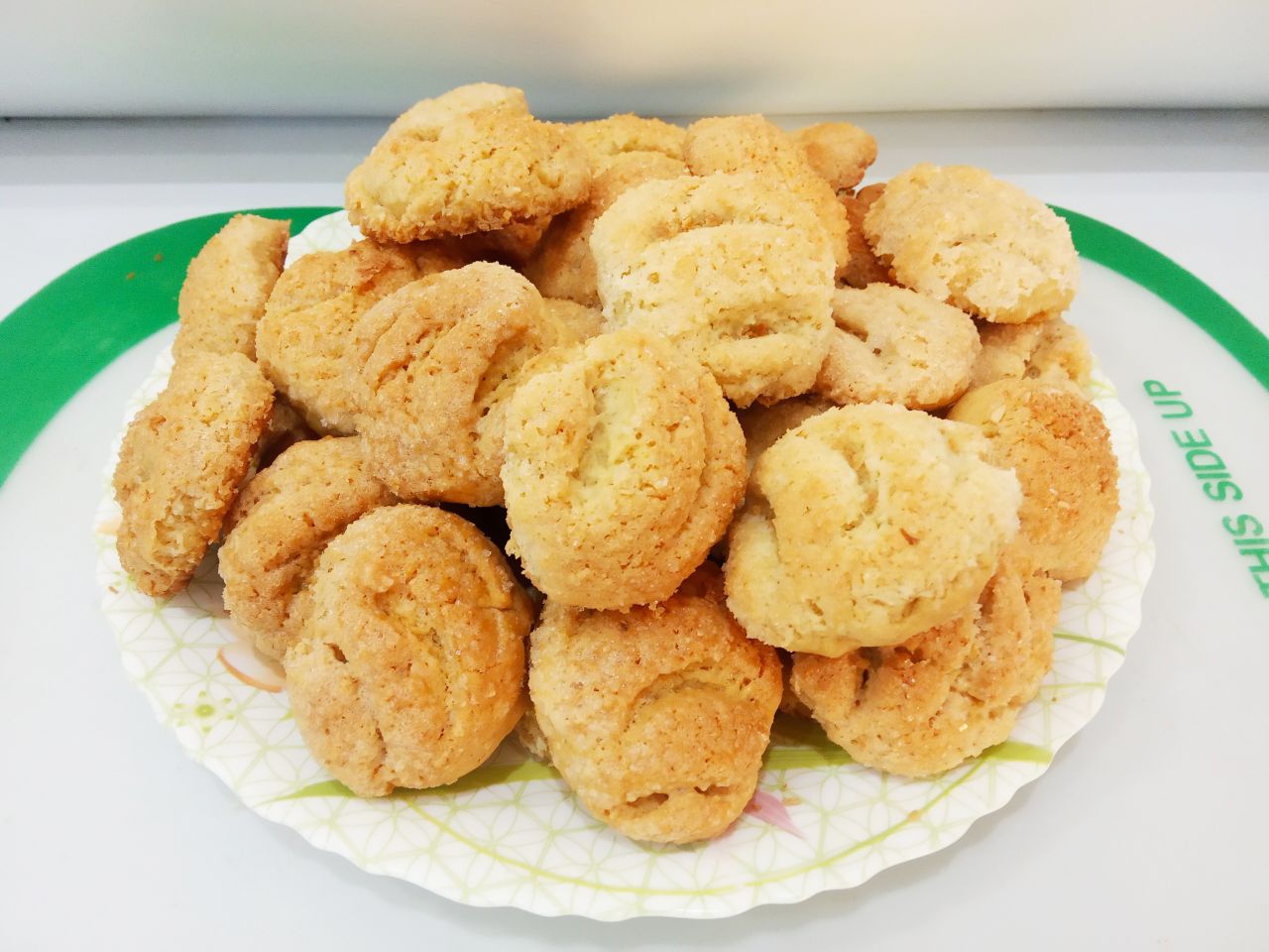 Домашнее печенье в сахаре и кокосовой стружке, к чаю